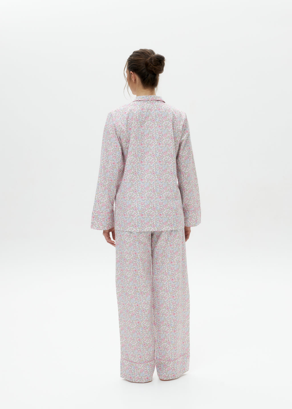 Set Type: Shirt & Pants,  Full Set