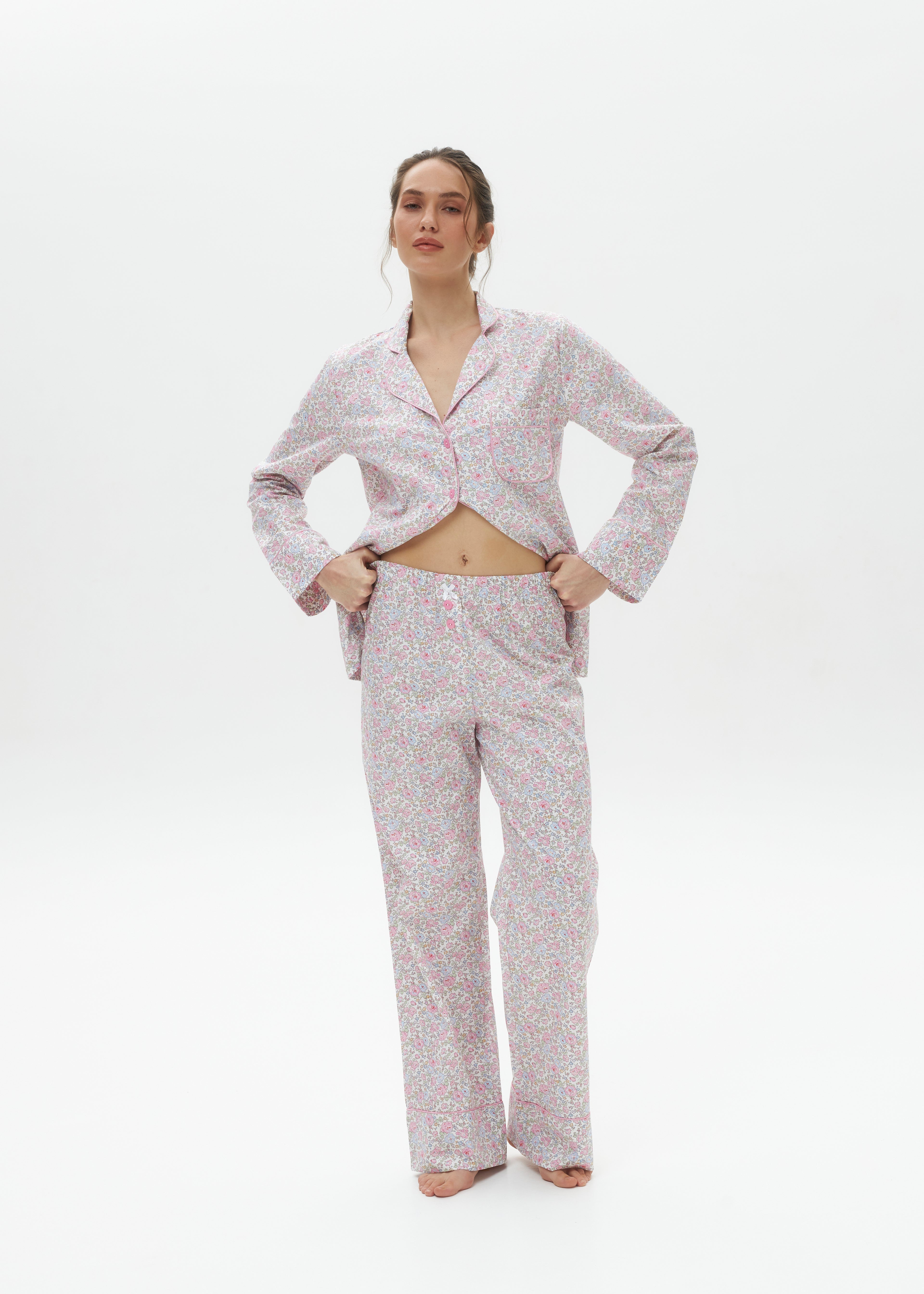 Set Type: Shirt & Pants,  Full Set