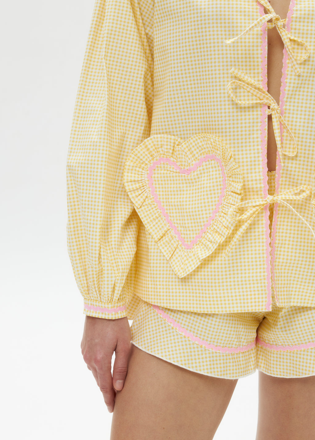 Set Type: Shirt & Shorts